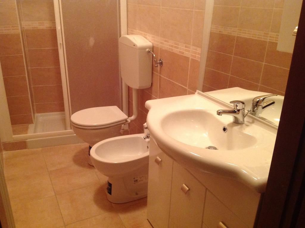 B&B Arcobaleno Alessandria Phòng bức ảnh